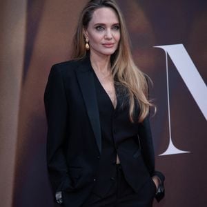Angelina Jolie assiste à la projection de gala de « Maria » lors de la 68e édition du Festival du film de Londres du BFI, au Royal Festival Hall, le 18 octobre 2024, à Londres, au Royaume-Uni. © Loredana Sangiuliano/SOPA Images via ZUMA Press Wire/Bestimage