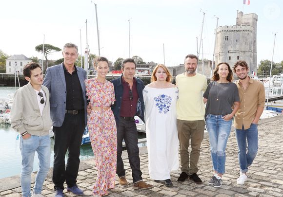 Le jeune acteur n'a ainsi pour l'heure aucune intention de faire un retour dans Demain nous appartient. 

Gregoire Champion, Pierre Deny, Linda Hardy, Farouck Bermouga, Ariane Seguillon, Alexandre Brasseur, Vanessa Demouy, Clément Remiens - Photocall de la série "Demain nous appartient" lors de la 21ème édition du Festival de la Fiction TV de la Rochelle. le 14 septembre 2019
© Patrick Bernard / Bestimage
