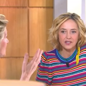 Hélène de Fougerolles dans l'émission C à vous le 24 mars 2025