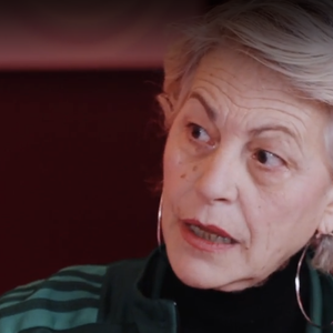 La chanteuse a notamment eu l'occasion de se replonger dans l'un des drames de sa vie : la mort de Marie Trintignant, survenue alors qu'elle-même était victime de violences conjugales à l'époque.
Lio invitée de Lena Situations pour son podcast