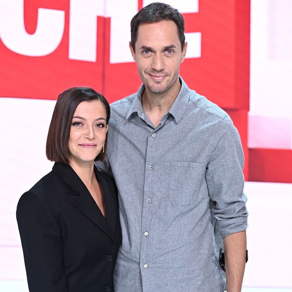Exclusif - Camille Lellouche et Grand Corps Malade (Fabien Marsaud) - Enregistrement de l'émission "Vivement Dimanche" présentée par M.Drucker et diffusée le 5 décembre sur France 2. Le 23 novembre 2021 © Guillaume Gaffiot / Bestimage