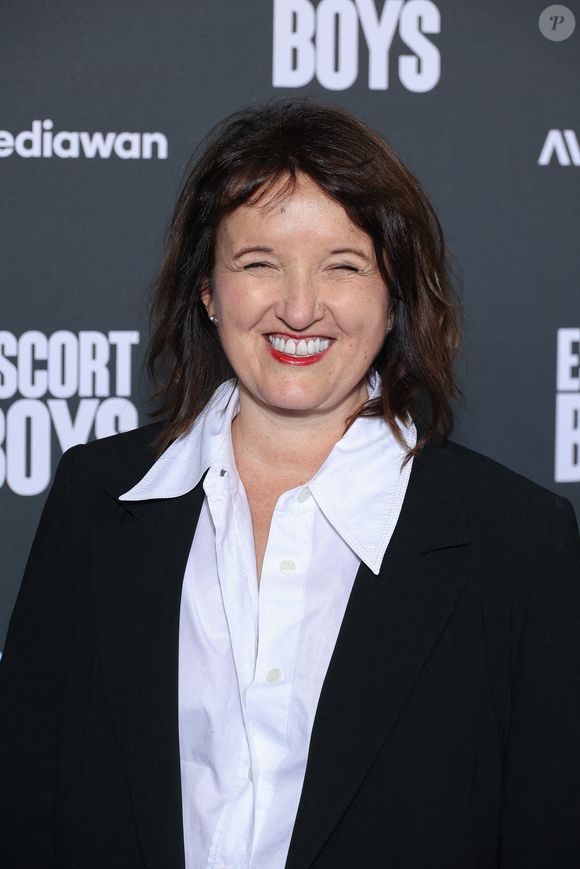 Anne Roumanoff assiste à la première d'Escort Boys By Prime Video à UGC Cine Cite Les Halles le 18 décembre 2023 à Paris, France. Photo de Nasser Berzane/Abaca