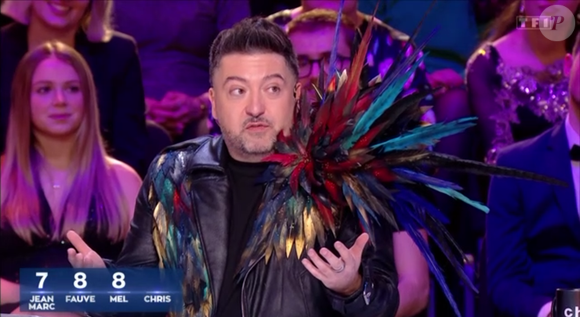 "On dirait que tu ne mets pas d'énergie dans ce que tu es en train de faire", a-t-il notamment commenté, cherchant à pousser Samuel Bambi dans ses retranchements. 

Chris Marques pendant le 3e prime de "Danse avec les stars 2026" sur TF1, le 13 février 2026.
