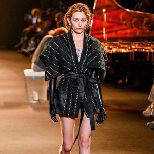 Via un long texte qu'elle a partagé sur son compte "Instagram"

Paris Jackson défile pendant que le pianiste, compositeur et designer Hayashi Yoshiki se produit lors du défilé Maison Yoshiki Paris Womenswear Spring-Summer 2025 dans le cadre de la semaine de la mode de Paris, le 30 septembre 2024 à Paris, France. Photo by Shootpix/ABACAPRESS.COM