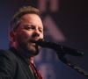 “J’ai deux petits-fils, dont un de 21 ans, qui étudie à Paris, figurez-vous !”, a-t-il déclaré à "Paris Match".

Kiefer Sutherland en concert à l'Alhambra à Paris lors de sa tournée "Love will bring you home" le 8 Mai 2026. © Denis Guignebourg / Bestimage