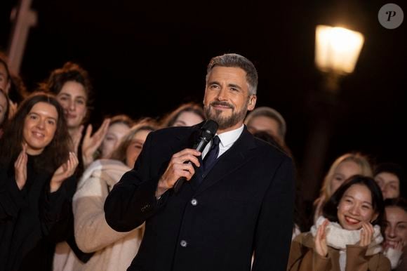 Pour l'heure, difficile de savoir qui le remplacera pour les prochaines éditions.

Exclusif - Olivier Minne - Emission "La grande soirée du 31 de Paris", diffusée le 31 décembre sur France 2 
© Cyril Moreau / Bestimage