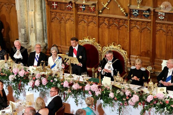 Rachida Dati, Ministre de la Culture, La duchesse de Gloucester, Le président Emmanuel Macron, Alastair King, lord maire de Londres, Brigitte Macron, Le prince Richard, duc de Gloucester lors d’un banquet d’état à Guildhall, Londres le 9 juillet 2025. Le couple présidentiel français est en voyage officiel au Royaume Uni pour trois jours.

© Dominique Jacovides / Bestimage