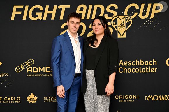 Le couple nage dans le bonheur depuis la naissance de leur deuxième enfant en décembre dernier !

Louis et Marie Ducruet durant la soirée de Gala au Fairmont Hotel à Monaco après  la cinquième édition de la Fight Aids Cup, un match de football caritatif qui s'est déroulé au stade Louis II à Monaco, le 22 janvier 2025, qui a opposé l'équipe du Cirque FC de la princesse Stéphanie et les Barbagiuans du prince Albert. Ce match de charité a pour but de soutenir Fight Aids Monaco, association qui lutte contre le virus du VIH, soutenue par l'AS Monaco, et dont la princesse Stéphanie en est la présidente. Dans l'équipe du prince, il y a notamment Patrice Evra, parrain de l'événement, Ludovic Giuly ou Youri Djorkaeff et en capitaine Louis Ducruet, ce qui n'a pas empeché la victoire par 5 buts à 4 de l'équipe du cirque, renforcée par la présence de Christian Karembeu, Franck Ribéry ou encore Robert Pirès. Ce 5e anniversaire a été également dédié à la mémoire de Jean Petit, légende du football monégasque et véritable icône des Barbagiuans, disparu le lendemain matin de la précédente édition, à 74 ans. 

© Bruno Bebert / Bestimage