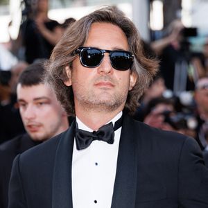 Pour rien au monde le célèbre producteur Dimitri Rassam n'aurait loupé l'événement... A rappeler qu'il y a deux ans, il a foulé les marches du festival cannois en famille !

Dimitri Rassam - Montée des marches du film « Mission Impossible : The Final Reckoning » lors du 78ème Festival International du Film de Cannes, au Palais des Festivals à Cannes. Le 14 mai 2025 © Jacovides-Moreau / Bestimage