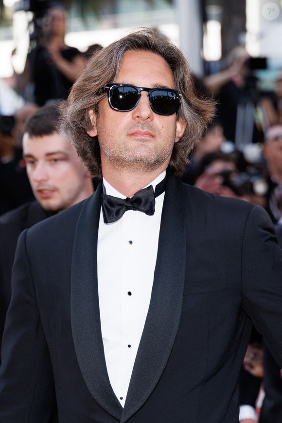 Pour rien au monde le célèbre producteur Dimitri Rassam n'aurait loupé l'événement... A rappeler qu'il y a deux ans, il a foulé les marches du festival cannois en famille !

Dimitri Rassam - Montée des marches du film « Mission Impossible : The Final Reckoning » lors du 78ème Festival International du Film de Cannes, au Palais des Festivals à Cannes. Le 14 mai 2025 © Jacovides-Moreau / Bestimage