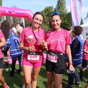 Elle a eu peur de sortir de chez elle après ces agressions.

Exclusif - Delphine Wespiser et Ariane Brodier lors du Triathlon des Roses au parc de Saint-Cloud, France, le 21 septembre 2024. © Denis Guignebourg/BestImage