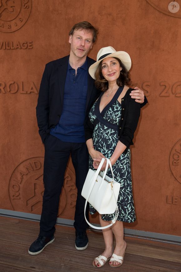 Valérie Karsenti et son compagnon François Feroleto au village lors des internationaux de tennis de Roland Garros à Paris, France, le 1 juin 2019. © Jacovides-Moreau/Bestimage
