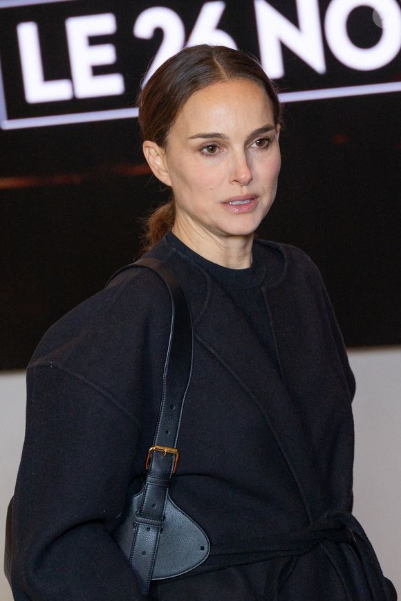 À 44 ans, l’actrice évoque une grossesse vécue avec beaucoup de gratitude et de sérénité...

Natalie Portman assiste à la première du film 'Vie Privee' au Pathe Palace le 20 novembre 2025 à Paris, France. © Nasser Berzane/Abacapress.com