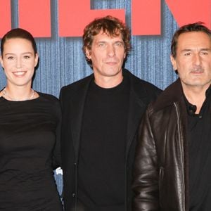 Dans les colonnes du Parisien, le réalisateur révèle que leurs enfants sont sortis ensemble.

Adèle Exarchopoulos, Cédric Jimenez et Gilles Lellouche - Avant-première du film "Chien 51" au cinéma le Grand Rex à Paris le 13 octobre 2025. © Coadic Guirec/Bestimage