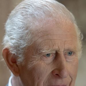 Charles III souhaite faire de Windsor sa résidence principale.

Le roi Charles III lors d'un événement à Dumfries House à Cumnock, pour célébrer le réseau "35 under 35" de la King's Foundation, et mettre en lumière la créativité et l'innovation de jeunes acteurs du changement représentant le travail de la fondation dans divers domaines. Cumnock, Royaume-Uni, le jeudi 2 octobre 2025. Photo par Jane Barlow/PA Wire/ABACAPRESS.COM