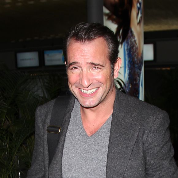 Jean Dujardin à l'aéroport de Roissy en 2012.
