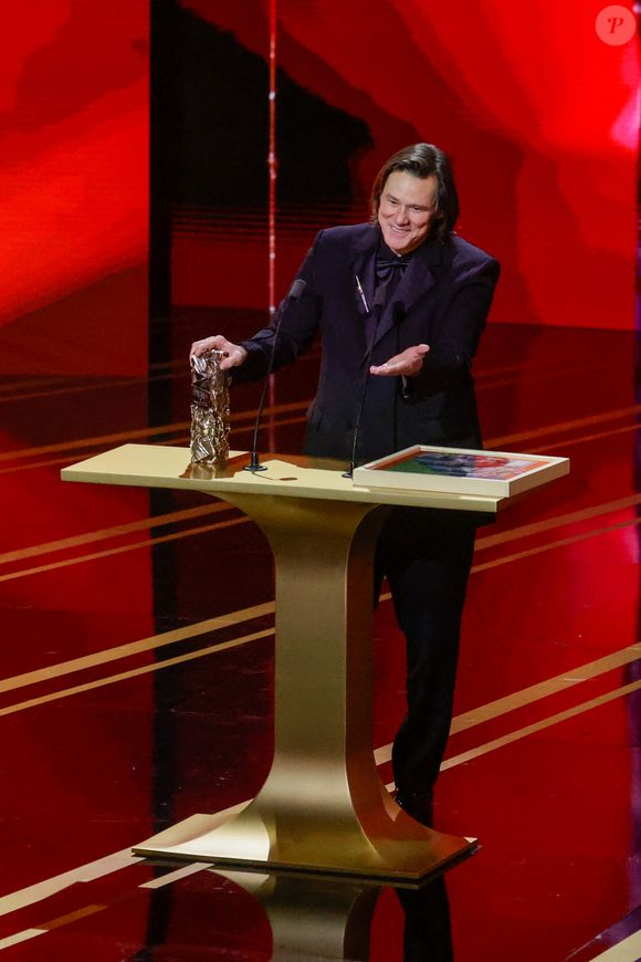 Jim Carrey (César d'honneur) lors de la 51ème cérémonie des César à l'Olympia à Paris, France, le 26 février 2025 © Borde-Jacovides/Bestimage
