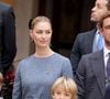 Pierre Casiraghi, Beatrice Borromeo, et leurs enfants Stefano et Francesco.

Pierre Casiraghi, Beatrice Borromeo, leurs enfants Stefano et Francesco, Raphaël Elmaleh - La famille princière monégasque dans la cour d'honneur du palais lors de la la fête nationale à Monaco le 19 novembre 2025. © Dominique Jacovides - Bruno Bebert / Bestimage