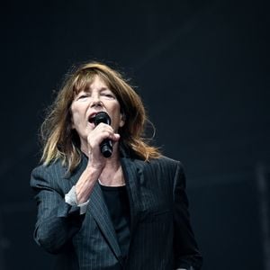 Jane Birkin et Etienne Daho sur la scène du festival des Francofolies 2021 à la Rochelle, le 12 juillet 2021. (MPP / Bestimage).