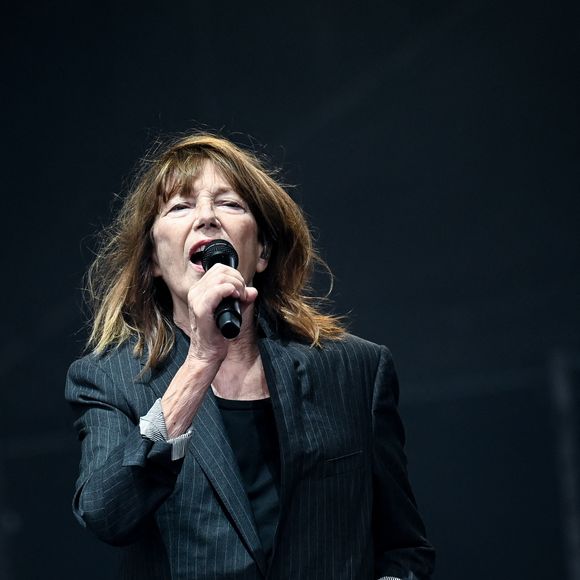 Jane Birkin et Etienne Daho sur la scène du festival des Francofolies 2021 à la Rochelle, le 12 juillet 2021. (MPP / Bestimage).