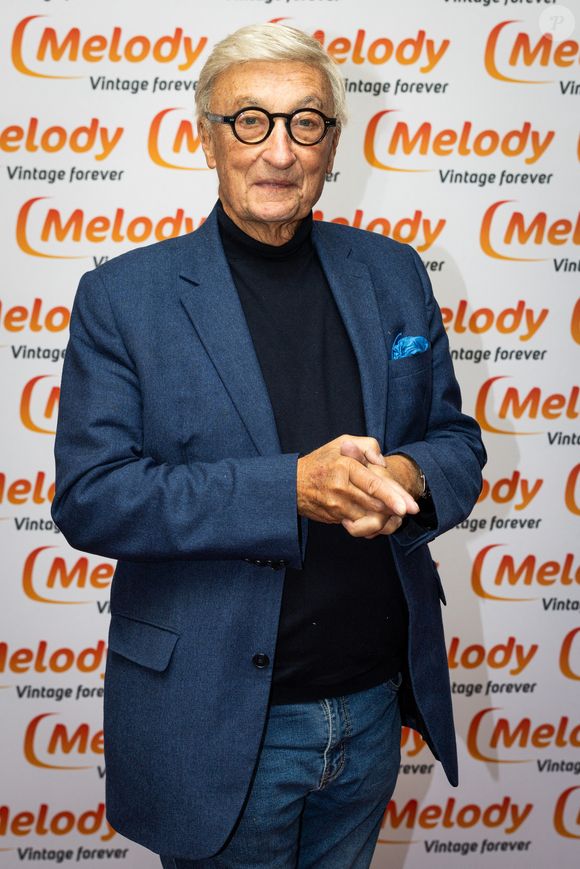 Il s'est produit sur scène pendant de nombreuses années.

Olivier Lejeune - Photocall de la soirée des 25 ans de la chaine Melody Tv le 16 septembre 2025. © Julien Sarkissian / Bestimage