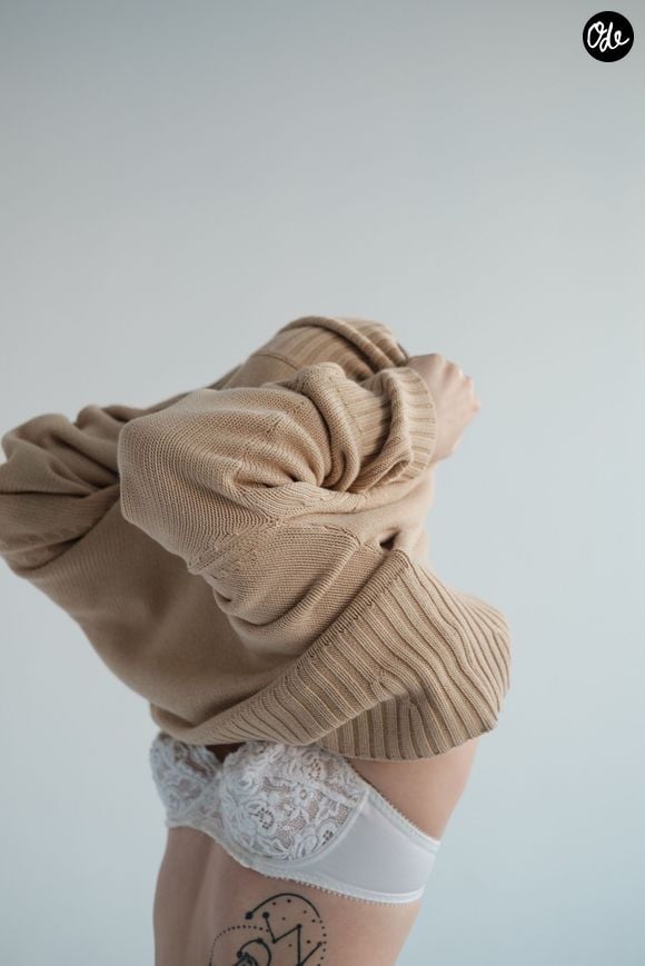 D'autant que contrairement aux idées reçues, associer un sous-vêtement blanc à une tenue blanche crée un contraste visible.