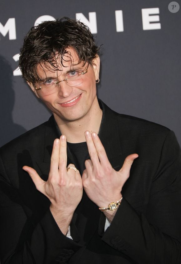Raphaël Quenard au photocall du dîner de la 50ème édition de la cérémonie des César au Fouquet's à Paris, France, le 28 février 2025. © Coadic Guirec/Bestimage