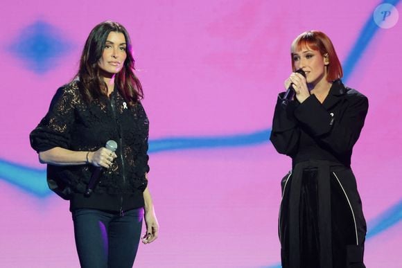 Exclusif - Jenifer Bartoli et Suzane - Enregistrement du concert "Nos voix pour toutes", au profit de La fondation des femmes, à l'Adidas Arena à Paris, diffusée le 11 décembre sur TMC
© Coadic Guirec-Cyril Moreau / Bestimage