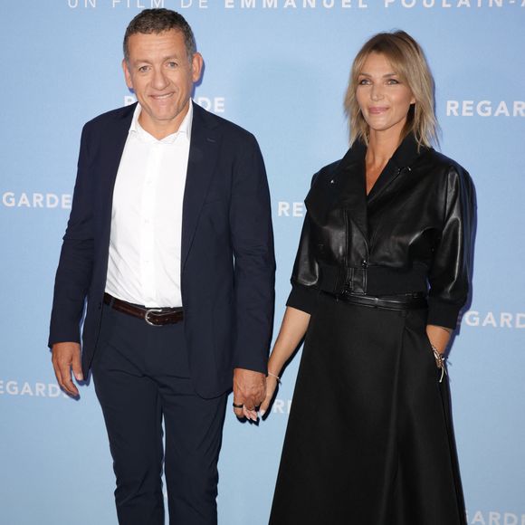 Thierry Birles, un homme qui se faisait passer pour un lord irlandais passionné de voile et qui a arnaqué plusieurs millions d'euros à Dany Boon a été condamné à 5 ans d'emprisonnement et 300 000 euros d'amende.

Dany Boon et sa nouvelle compagne Clara Vello - Avant-première du film "Regarde" au Cinéma Pathé Wepler à Paris le 8 septembre 2025. © Coadic Guirec/Bestimage