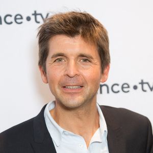 Malgré la convalescence, le journaliste affirme aller beaucoup mieux aujourd’hui.

Thomas Sotto lors de la conférence de presse de France Télévision au Pavillon Gabriel à Paris, France, le 24 août 2021. Photo par Nasser Berzane/ABACAPRESS.COM