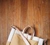 Le sac cabas s’impose comme le roi du volume pour transporter tous ses objets encombrants : ordinateur, documents, vêtements de sport...