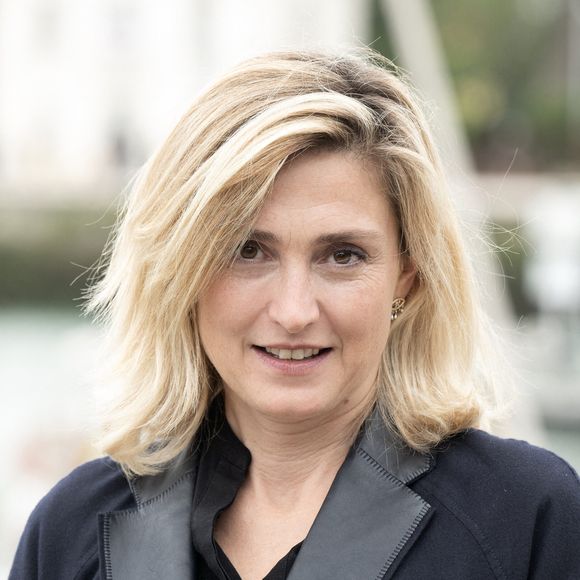 Julie Gayet vient de donner ses bonnes résolutions pour 2025

Julie Gayet assiste au photocall Olympe, une femme dans la révolution lors du 26e Festival de la fiction de La Rochelle, France. Photo by David NIVIERE/ABACAPRESS.COM