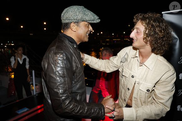 Malgré l’hypnose et un stage antistress, Joalukas reste limité dans ses déplacements, expliquant pourquoi il voit rarement son père.

Exclusif - Prix spécial - No web - Joalukas Noah avec son père Yannick Noah lors de la soirée d'anniversaire de Joalukas Noah, fils de Yannick Noah et Isabelle Camus, pour ses 18 ans à Paris le 10 juin 2022.

© Cyril Moreau / Bestimage