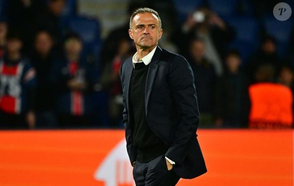 Luis Enrique du PSG en action lors du match de la phase MD3 de l'UEFA Champions League 2024/25 entre le Paris Saint-Germain et le PSV Eindhoven au Parc des Princes. Paris, 22 octobre 2024. © Christian Liewig/Bestimage