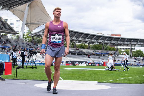 Un heureux événement qui intervient un an après le forfait aux JO de Paris 2024 suite à une blessure de l'athlète.

Kevin Mayer lors du meeting d'athlétisme de Paris 2024, le 7 juillet 2024.

Photo : Panoramic / Bestimage