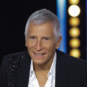 La version relancée, coprésentée par Nagui, a été largement modifiée, notamment par la suppression des vachettes au profit d’une mascotte. 


Nagui - Les célébrités se mobilisent pour la 38ème édition du Téléthon dans les studios de France 2 à Paris © Coadic Guirec / Bestimage