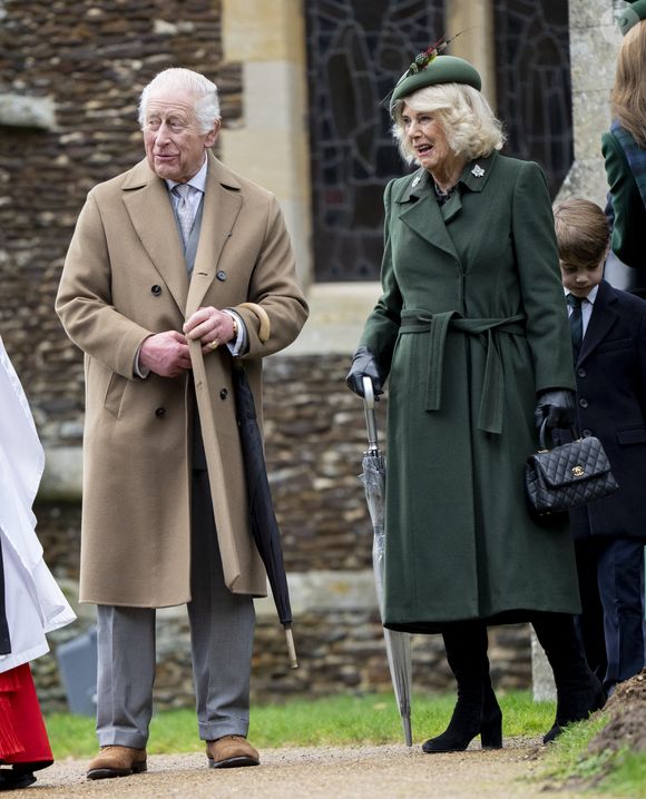 Le roi Charles III et Camilla, reine consort - La famille royale britannique se rend à la messe de Noël à Sandringham le 25 décembre 2024 GOFF INF / BESTIMAGE