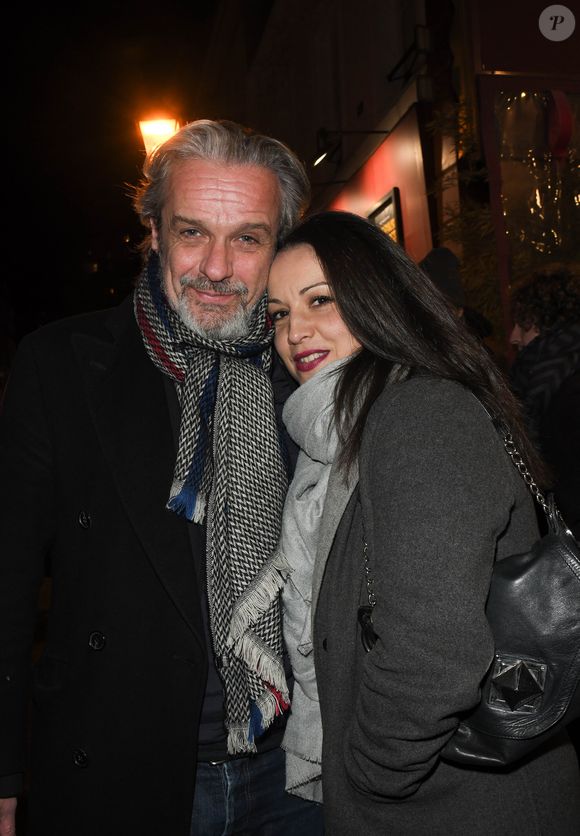 Exclusif - David Brécourt et sa compagne Alexandra Sarramona - People à la générale du spectacle "Vive la vie" au théâtre Gaité-Montparnasse à Paris le 20 janvier 2020. © Coadic Guirec/Bestimage