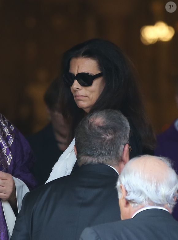 Le départ de Françoise Bettencourt-Meyers est une véritable révolution, chez L'Oréal. Selon "Les Échos", la célèbre héritière aura siégé en tant qu'administratrice du célèbre groupe pendant 28 ans. 

Françoise Bettencourt Meyers - Obsèques de Liliane Bettencourt en l'église Saint-Pierre de Neuilly-sur-Seine le 26 septembre 2017. AGENCE / BESTIMAGE