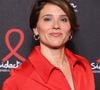 Pour pallier son manque de ponctualité dans la sphère privée, elle a avancé toutes ses horloges de sept minutes.

Melanie Taravant - Soirée de lancement du Sidaction 2026 au Lido à Paris le 16 Mars 2026. © Denis Guignebourg/Bestimage