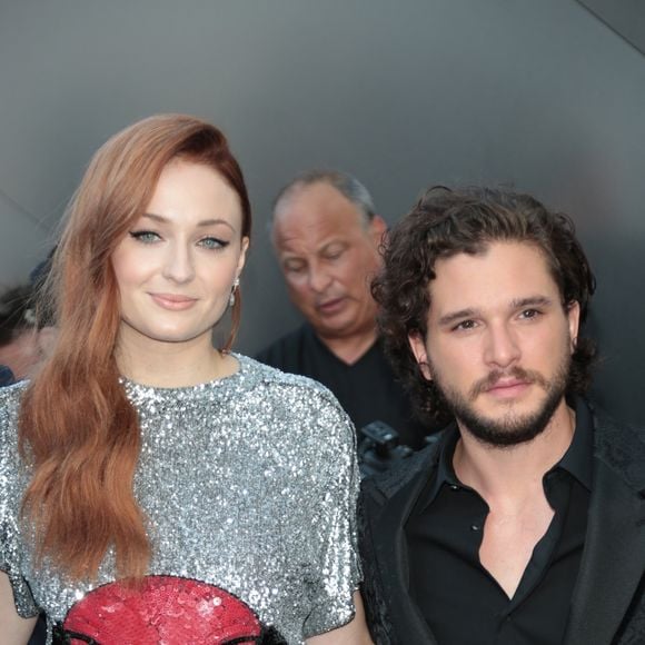 Après huit saisons passées à incarner Sansa Stark et Jon Snow dans "Game of Thrones", Sophie Turner et Kit Harington se retrouvent à l’affiche du film "The Dreadful"...

Kit Harington, Sophie Turner - Les acteurs arrivent à la première de la saison 7 de Game Of Throne au Walt Disney Concert Hall à Los Angeles.
