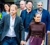 Le prince Harry et Meghan Markle se sont réinstallés au Royaume-Uni avec leurs enfants.

Le prince Harry, duc de Sussex et Meghan Markle, duchesse de Sussex, lors de la visite de l'association caritative pour la jeunesse et la communauté 'The Community Recording Studio' dans le quartier de St Ann’s à Nottingham.

Photo : Backgrid USA / Bestimage