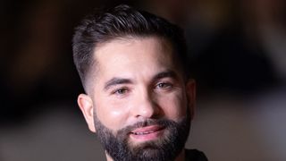 Kendji Girac : Plutôt caravane ou maison ? Le chanteur a fait un choix même s’il a changé de mode de vie pour ses enfants Eva Alba et Darel