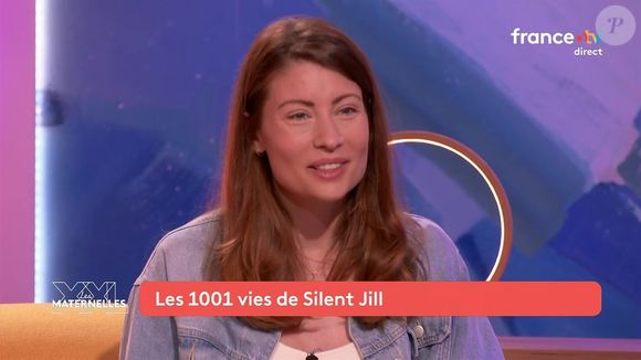 Malgré les difficultés, elle affirme être très présente pour ses enfants et avoir reconstruit sa vie familiale.

Silent Jill a fait quelques confidences au sujet de sa première grossesse. Capture d'écran France 5
