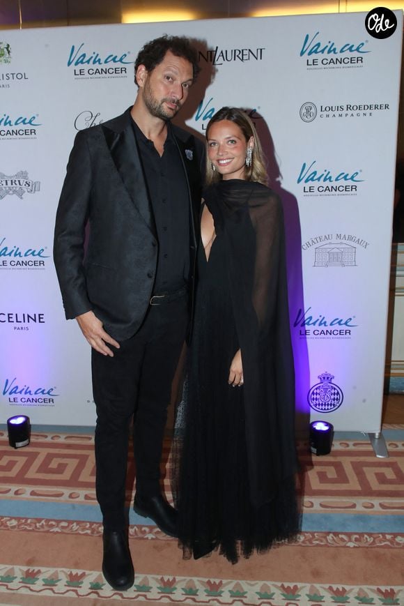Éric Antoine et sa femme Gennifer Demey lors du Gala "Vaincre le Cancer" au Cercle Interallié, à Paris, le 28 Septembre 2025. 

© Bertrand Rindoff / Bestimage