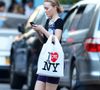Exclusif - Lily-Rose Depp porte des chaussettes et des claquettes en balade dans les rues de New York, le 25 septembre 2019

©The ImageDirect / Bestimage