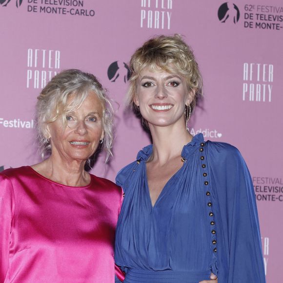 Elle expliquait ainsi la raison pour laquelle sa mère avait dû mettre fin à sa carrière après une dernière apparition dans "Astrid et Raphaëlle", série dans laquelle elle a pu donner la réplique à sa fille durant les quatre premières saisons.

Elisabeth Mortensen et Sara Mortensen à l'after party de l'ouverture du 62ème Festival de Télévision de Monte-Carlo, à Monaco, le 16 juin 2023. © Denis Guignebourg/BestImage