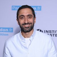 Jimmy Mohammed lâche sa blouse et se lance un nouveau défi en plein Paris