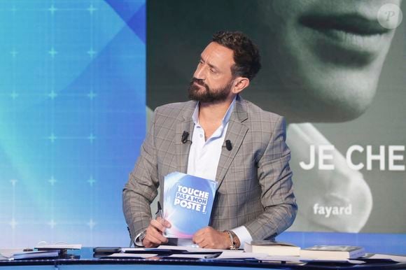 Exclusif - Cyril Hanouna, sur le plateau de l’émission TPMP - Paris le 21 novembre 2024 - © Jack Tribeca / Bestimage