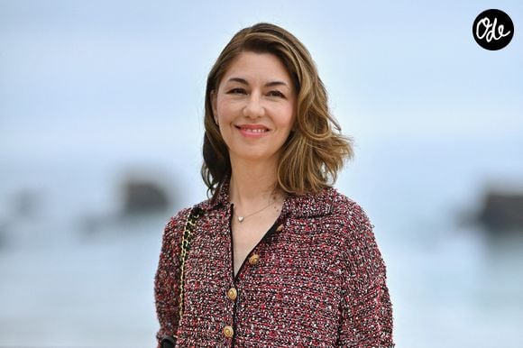 La maison de plage où Sofia Coppola trouve refuge se situe sur un terrain appartenant à sa famille.

Sofia Coppola lors de la séance photo du défilé Chanel Croisière 2026-2027 au Casino Municipal de Biarritz, en France, le 28 avril 2026. Photo de Franck Castel/ABACAPRESS.COM